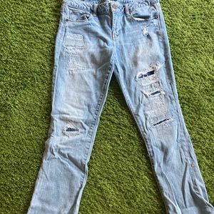 American Eagle Distressed skinny Kick Jeans